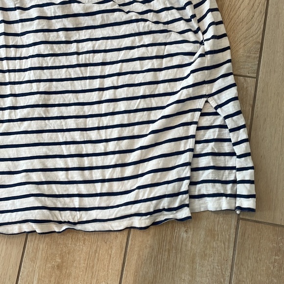 Old navy striped dress - Picture 2 of 4